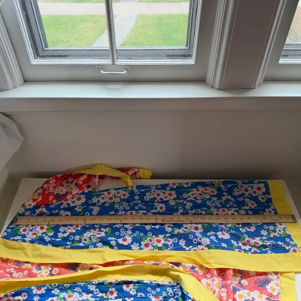 Vintage Robe 60s Daisy Mod Fab Yellow Blue Hippie Groovy OS
